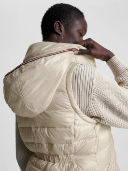 náhled Tommy Hilfiger dámská béžová prošívaná vesta