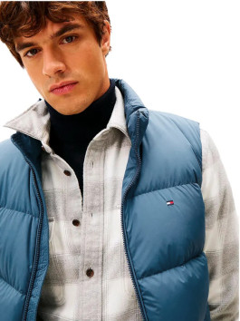 náhled Tommy Hilfiger pánská modrá vesta