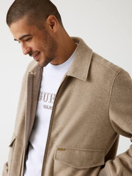 náhled Guess pánská béžová bunda