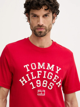 náhled Tommy Hilfiger pánské červené tričko