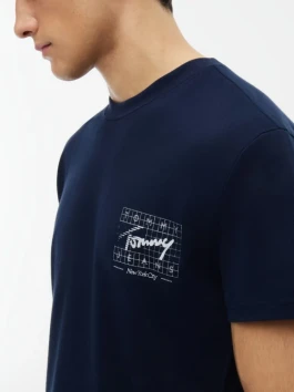 náhled Tommy Jeans pánské tmavě modré tričko