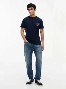 náhled Tommy Jeans pánské tmavě modré tričko