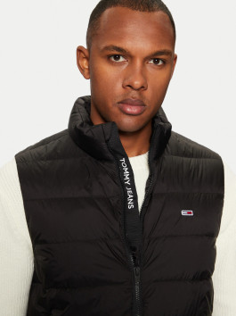 náhled Tommy Jeans pánská černá vesta