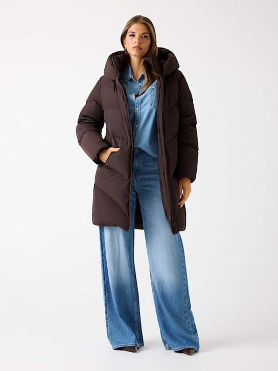 Guess dámská hnědá bunda