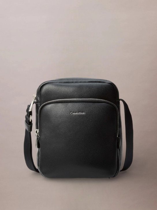 Calvin Klein pánská černá taška