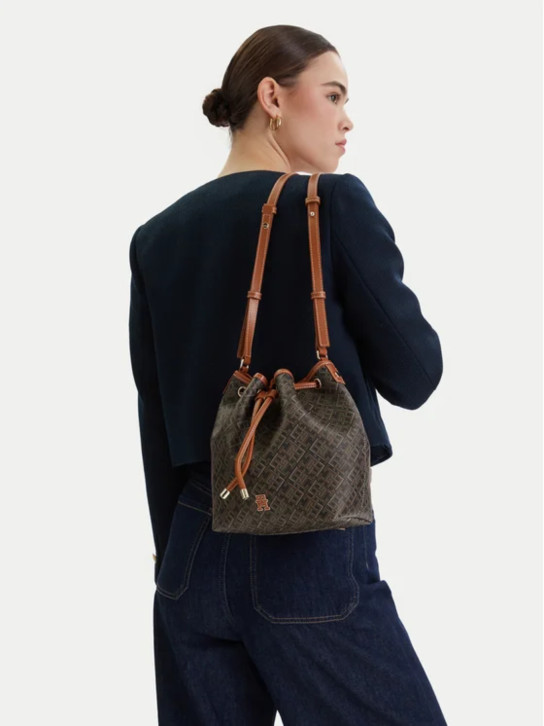 Tommy Hilfiger dámská béžová kabelka