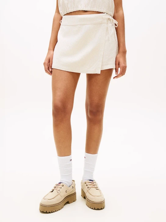 Tommy Jeans dámské pruhované šortky