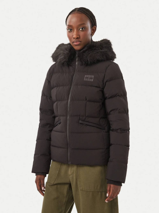 Tommy Jeans dámská černá bunda