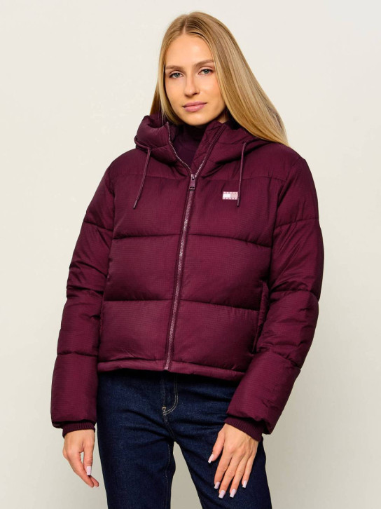 Tommy Jeans dámská vínová bunda
