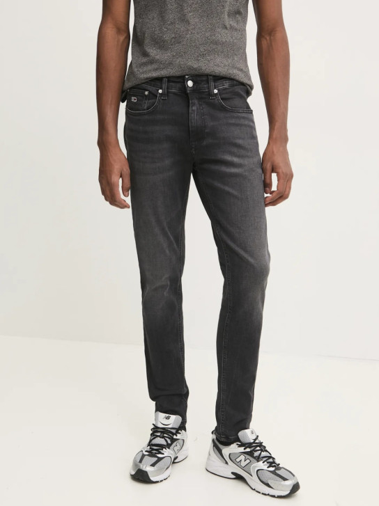 Tommy Jeans pánské černé džíny