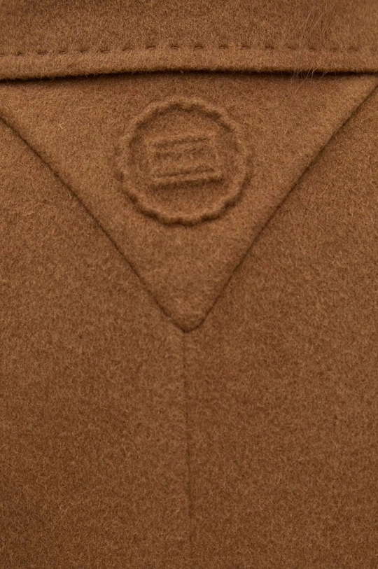 detail Tommy Hilfiger dámský hnědý kabát